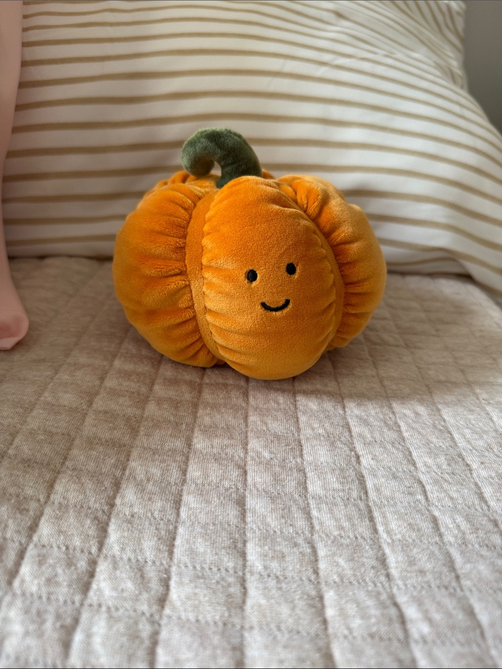 Retire Jellycat Vivacious Pumpkin
